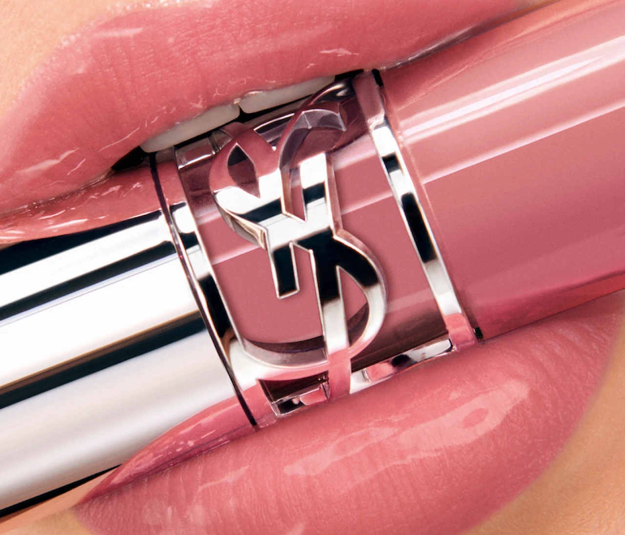 1本は持っておきたい【YSL】の〝大優勝ピンク〞。あなた好みの質感は？