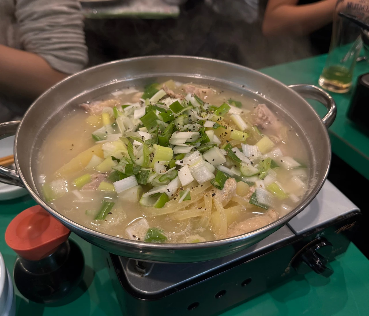 寒い日は鍋！【麻布十番シモン｜タッカルクッス】#グルメ部