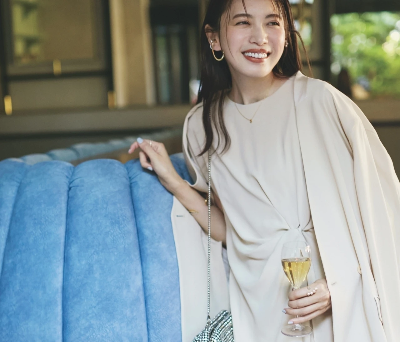 【セットアップコーデ】かぶりにくくてセンスがにじむ着こなしはお呼ばれにも【BAILA今日のコーデ】