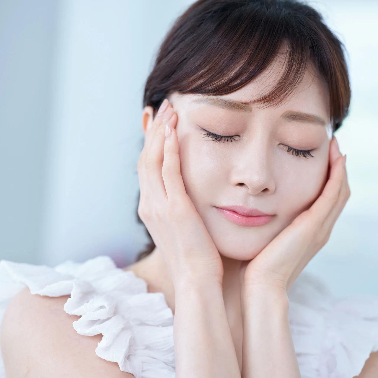 美容家 石井美保さんおすすめ【崩れにくい肌をつくるコスメ５選】暑くても美肌をキープする術、教えます