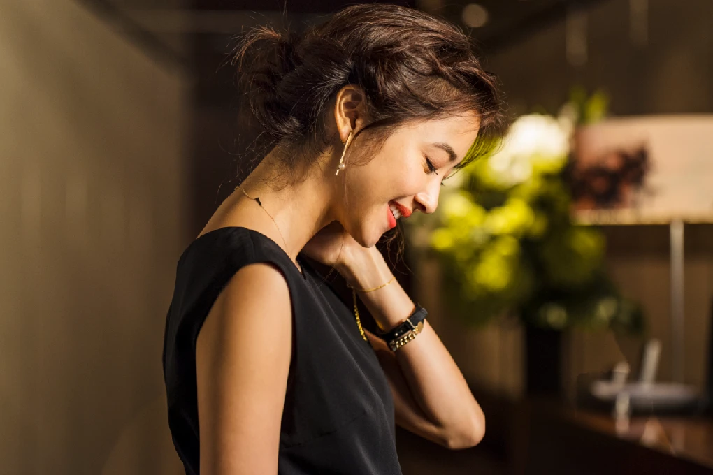 服だけじゃない、ヘア&メイクも“シーン映え”意識!②【同期の結婚式、高級ゲストハウスおよばれ】