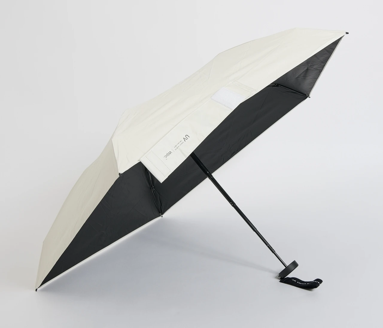 【Wpc.（ダブリュピーシー）】2026新作日傘「遮光ミニマ」をレビュー！UVカット率・遮光率は？コンパクトさや使い勝手もチェック