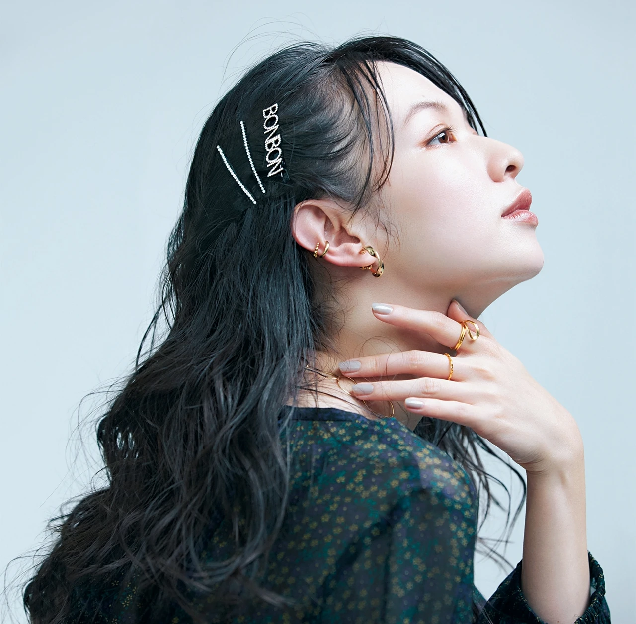ロゴヘアピン+ラインストーンヘアピン