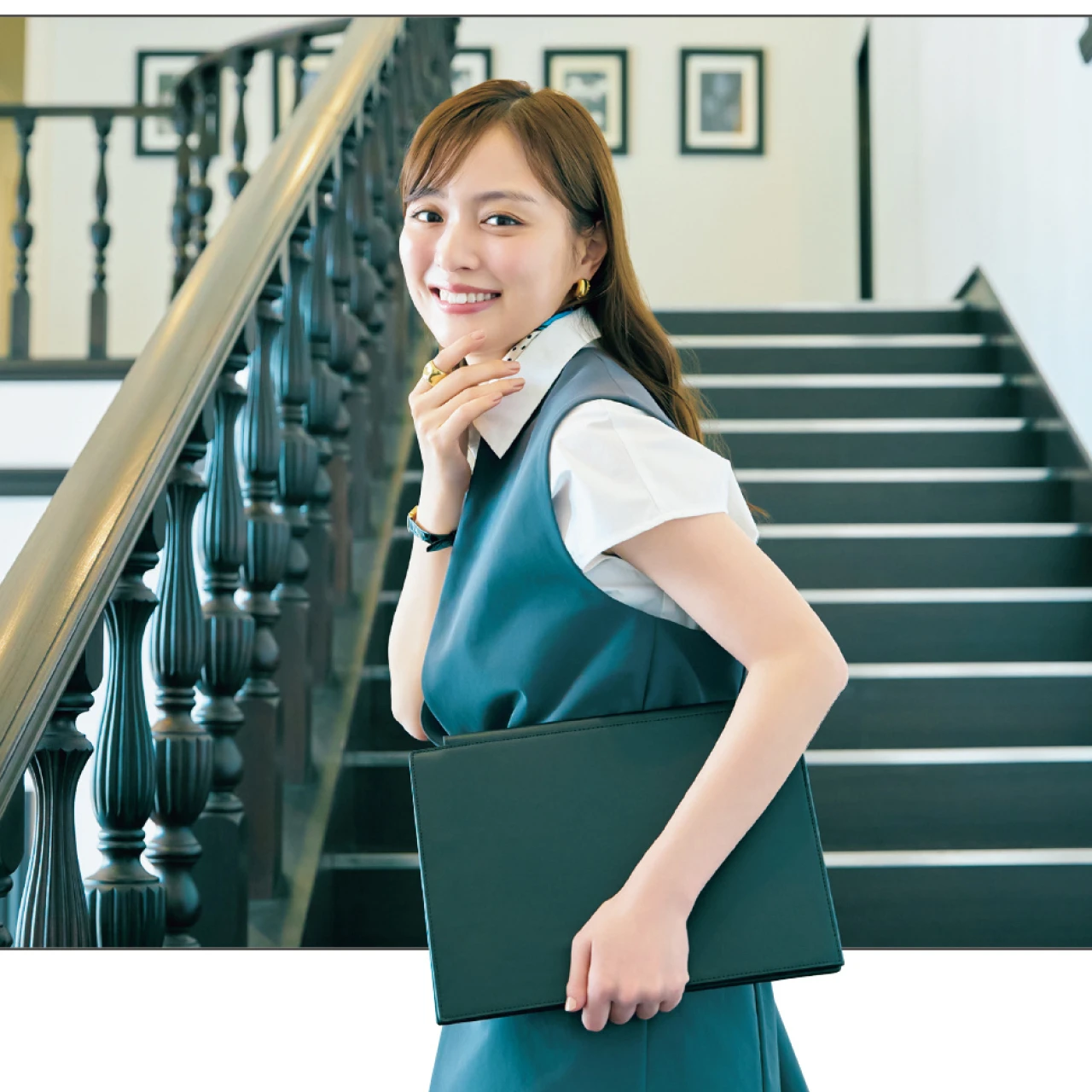 『 #ハニーレモンソーダ 』コラボ着回し!ウエディングプランナー #内田理央 がまとう夏の“涼きちんと服”着回し15Days