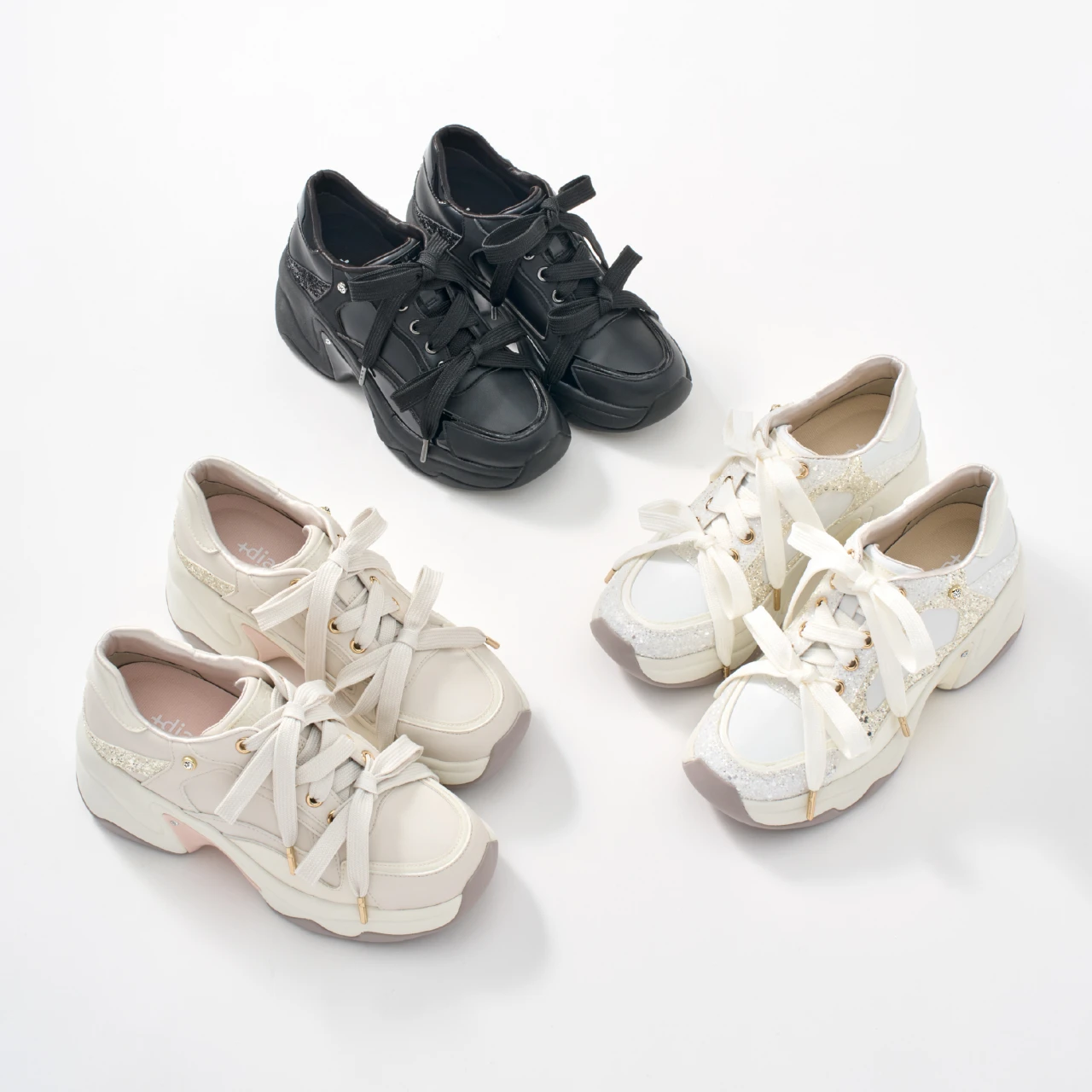 【+diana（プラスダイアナ）】大人の足元を彩る人気スニーカーをピックアップ