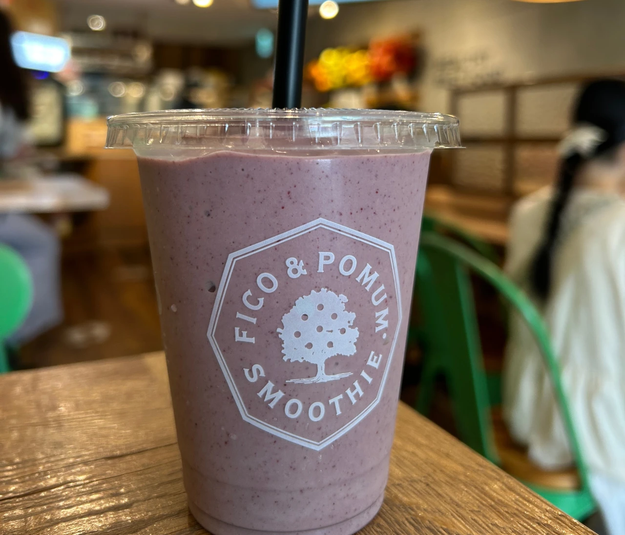 【青山グルメ】もったり濃厚スムージー好きが推す『F&P SMOOTHIE CAFE』