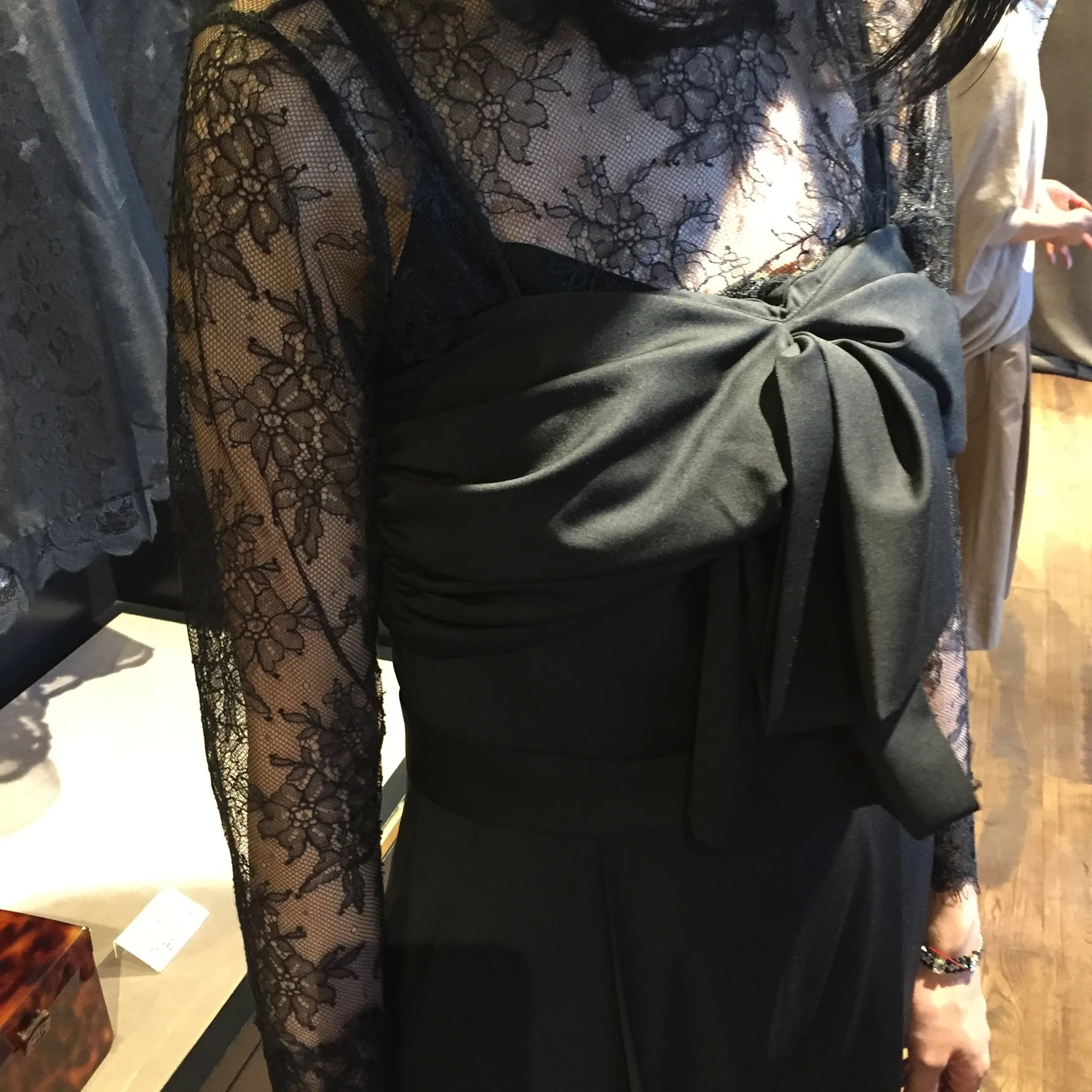 毎日の着こなしに”ドレスな黒”作戦！