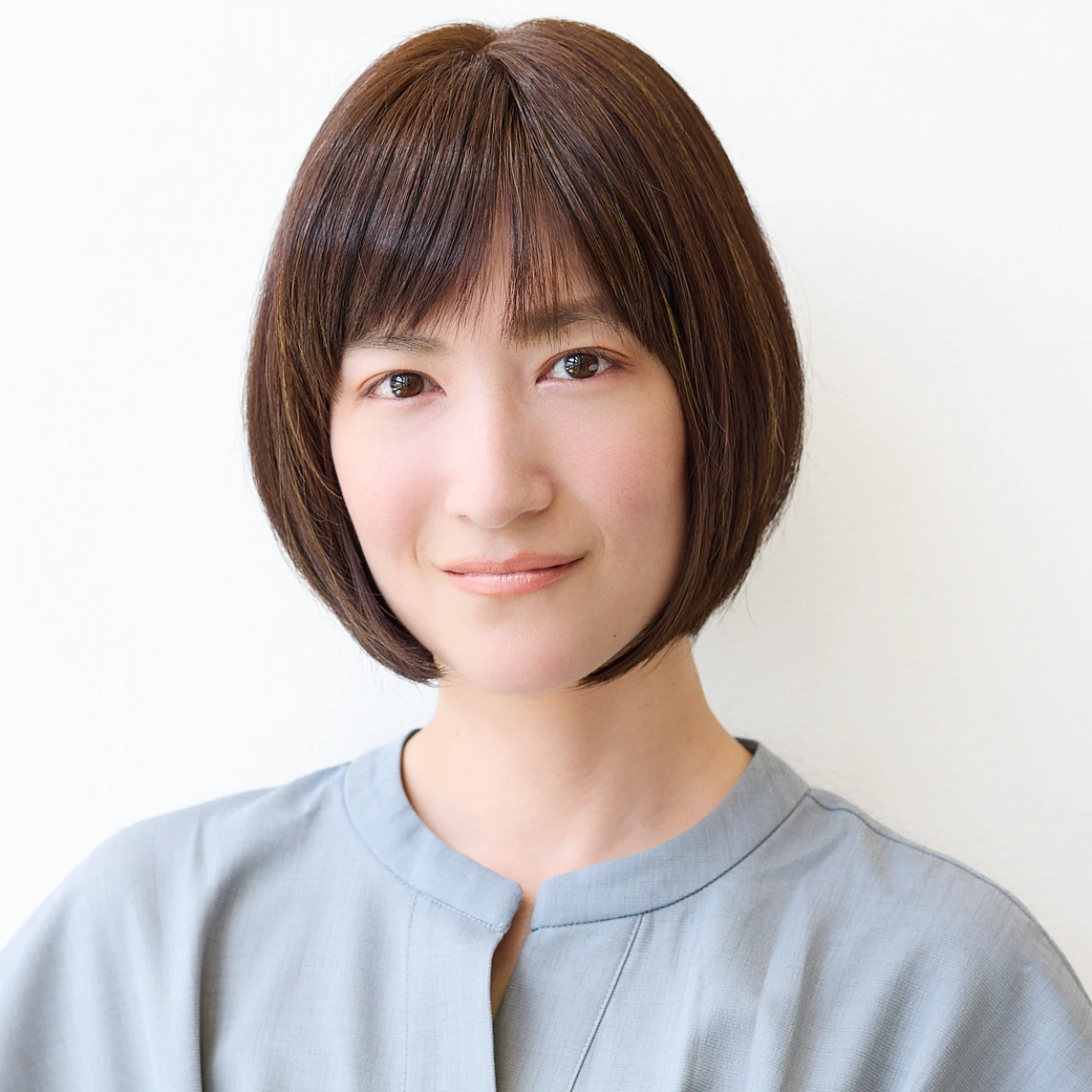 【ショートボブ・30代～40代大人の髪型】涼しい髪型！フェミニンショートボブ