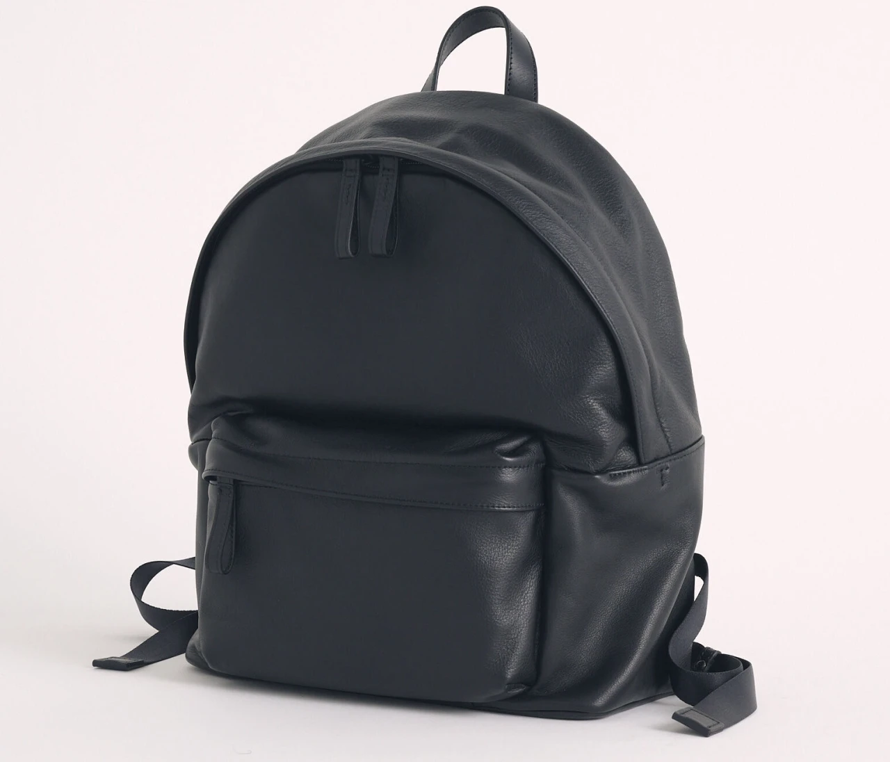 レザー派必見！ 美しさと使いやすさを両立した「土屋鞄」の防水レザーリュック【優秀通勤リュック】