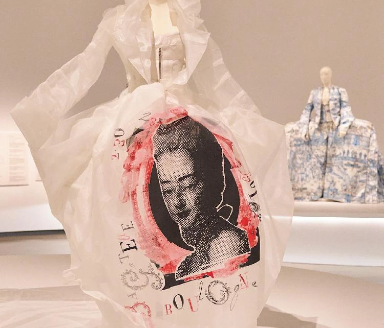 【写真】横浜美術館「マリー・アントワネット・スタイル」展 展示風景＆出展作品＆グッズをチェック！