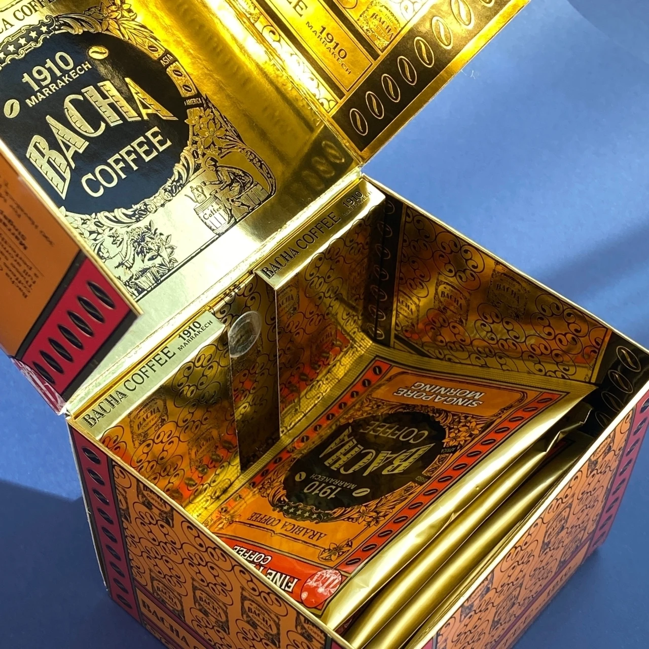 モロッコ発祥の老舗「バシャコーヒー」のデザインが絢爛豪華で素敵【エディターズピック】