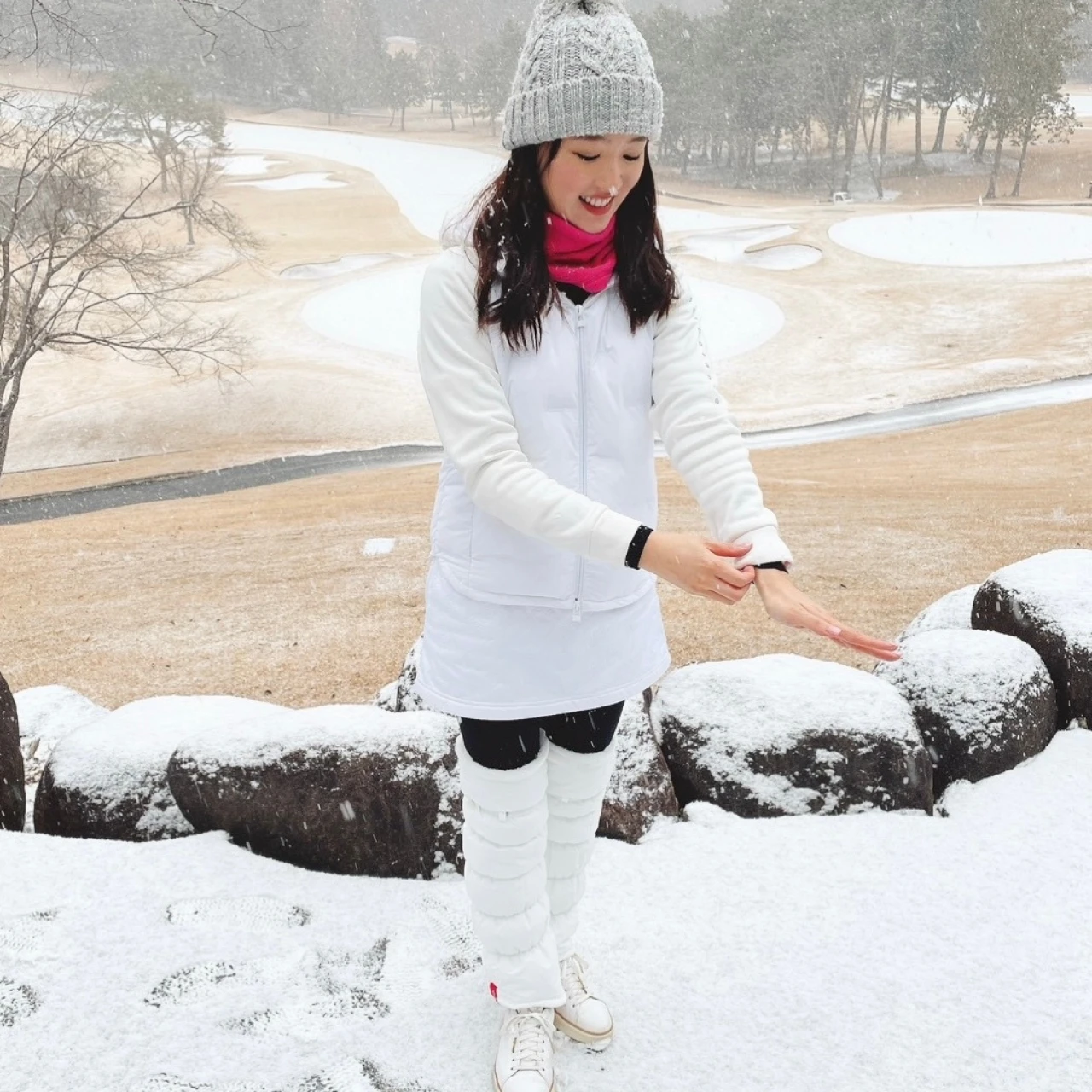 【ゴルフ冬コーデ】雪降る極寒のラウンドを乗り切る！UNIQLO・GAPなどプチプラアイテムが大活躍！