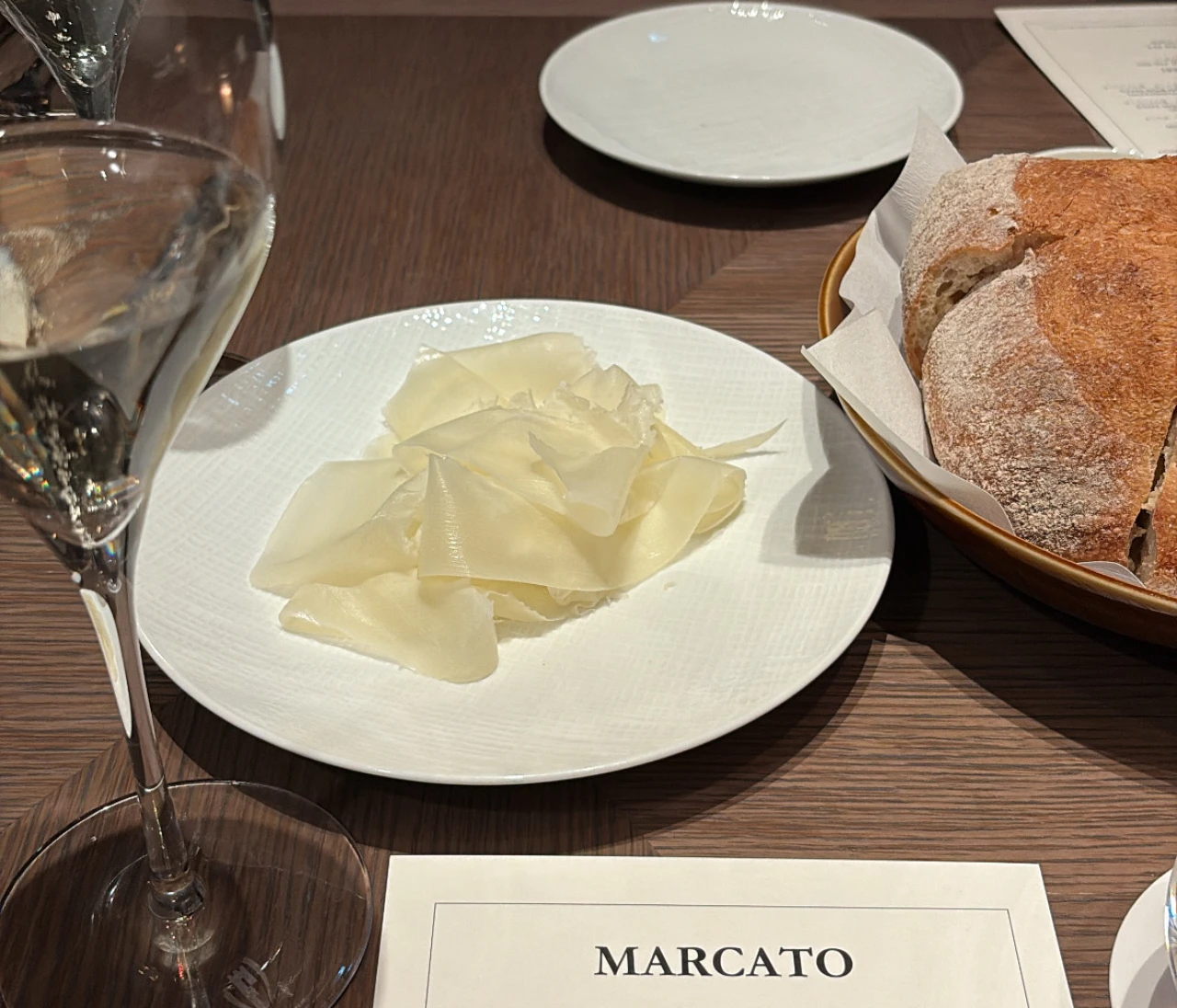 フォーシーズンズホテル大手町 39階で大人誕生日ディナー