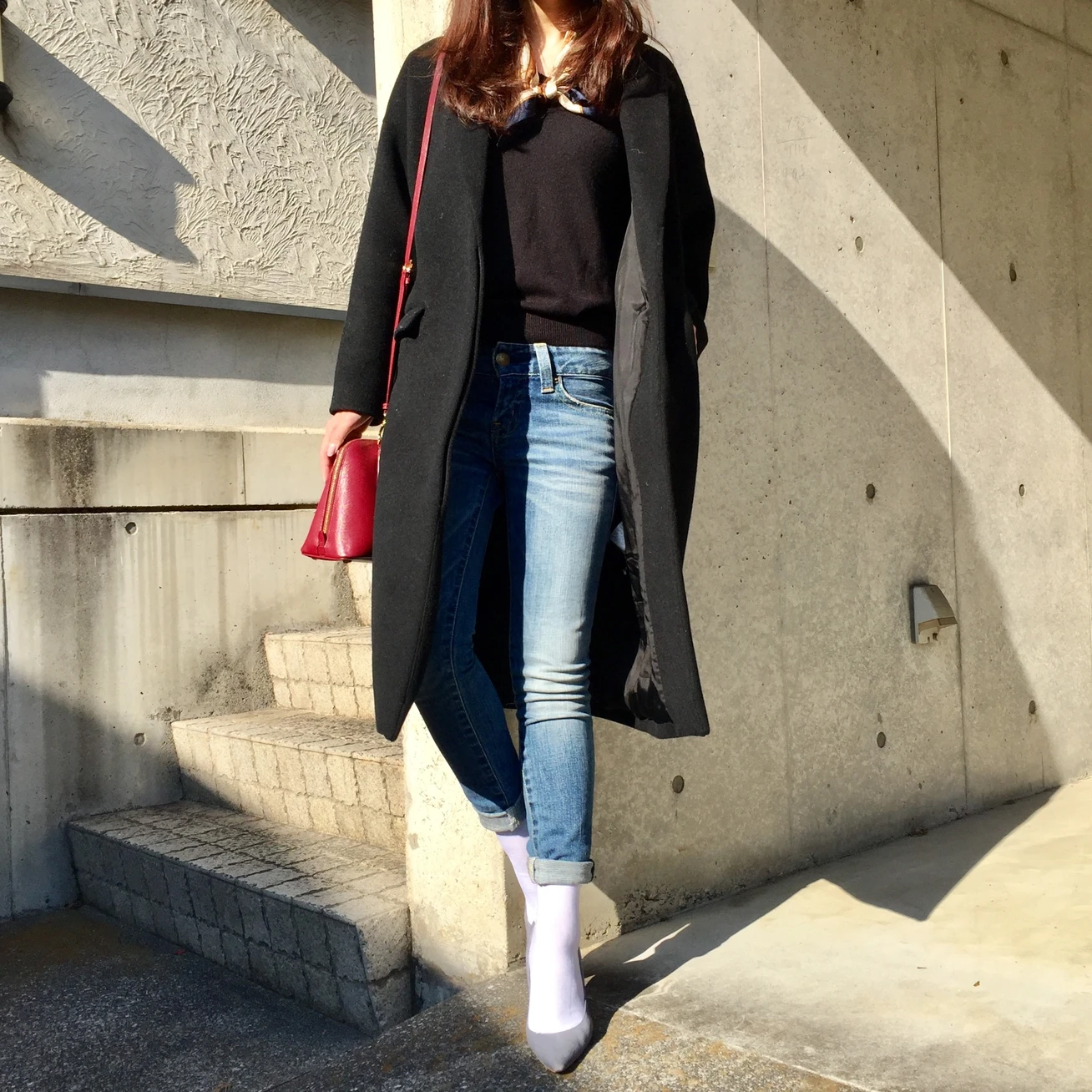 女性らしく見えるスキニーデニムコーデ☆