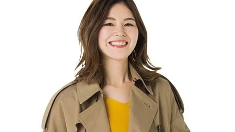 イエローベース×キリッと男顔さんが似合うトレンチコートはどんな色?