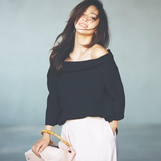 夏の大ヒットアイテムで「ずるほそ」魅せ♥︎【トップス編】