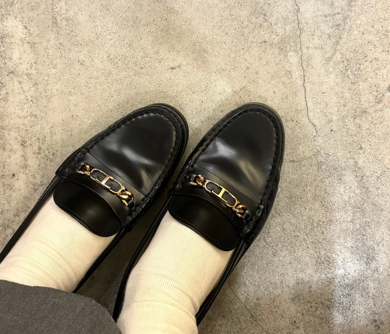 秋冬に選ぶべき一足。お洒落でノンストレスな【TOD’Sゴンミーニ】