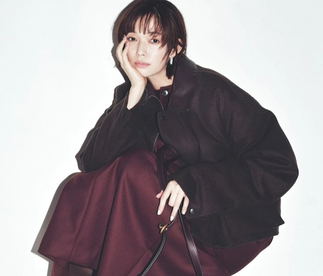 【レディに魅せる最新ブラウン配色】もうひとつの旬カラー“ボルドー”と合わせれば即洒落見え！