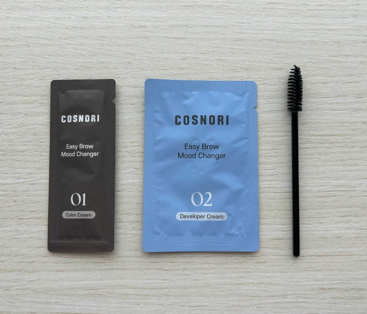 眉毛メンテナンス①｜COSNORIのセルフ眉カラーをレビュー