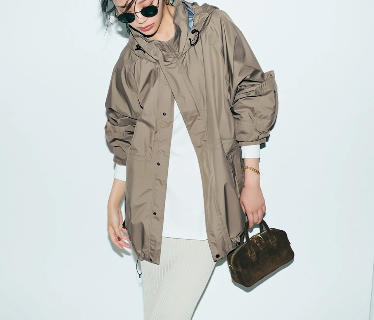 全方位着映える「シャカシャカアウター」できれいめコーデをアップデート！