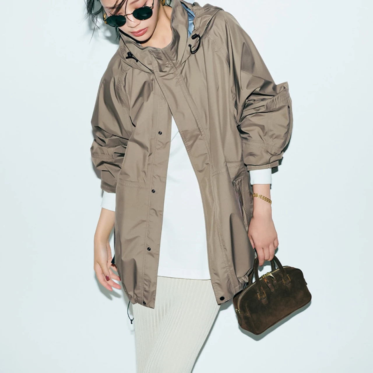 全方位着映える「シャカシャカアウター」できれいめコーデをアップデート!