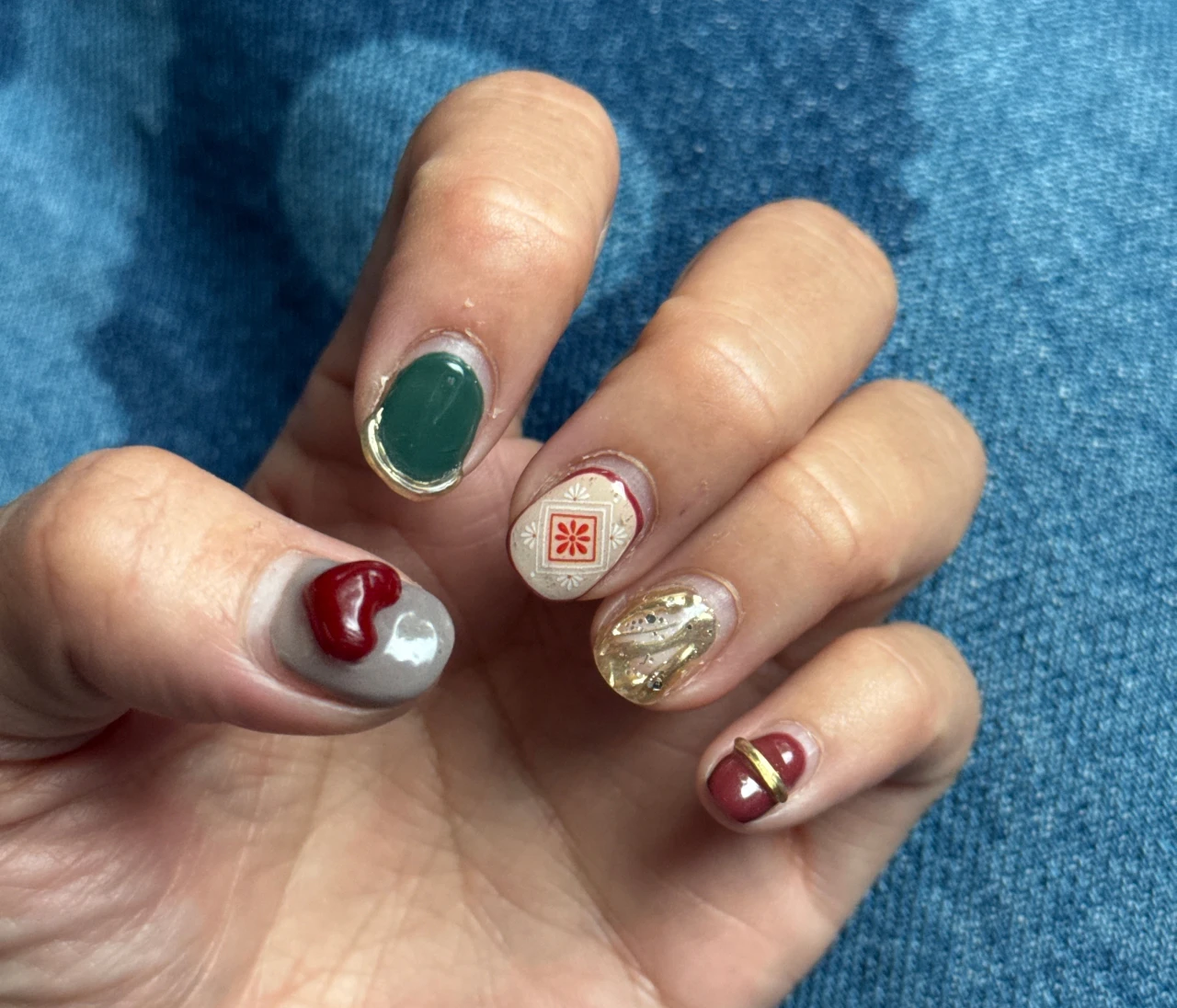 【旅好き会社員がこだわる】6000円でできた！海外旅行に行く前のネイルデザイン(秋のワイン旅編)