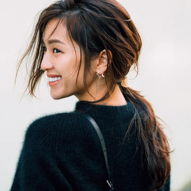 思ってる以上に見られてる!「後ろ姿美人」をつくる最旬ヘアアクセ