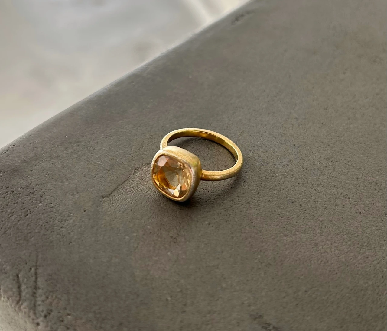 【予算3万円】「Fruitsjolie（フリュイジョリ）」の大きな色石でときめきチャージ【エディターズピック】