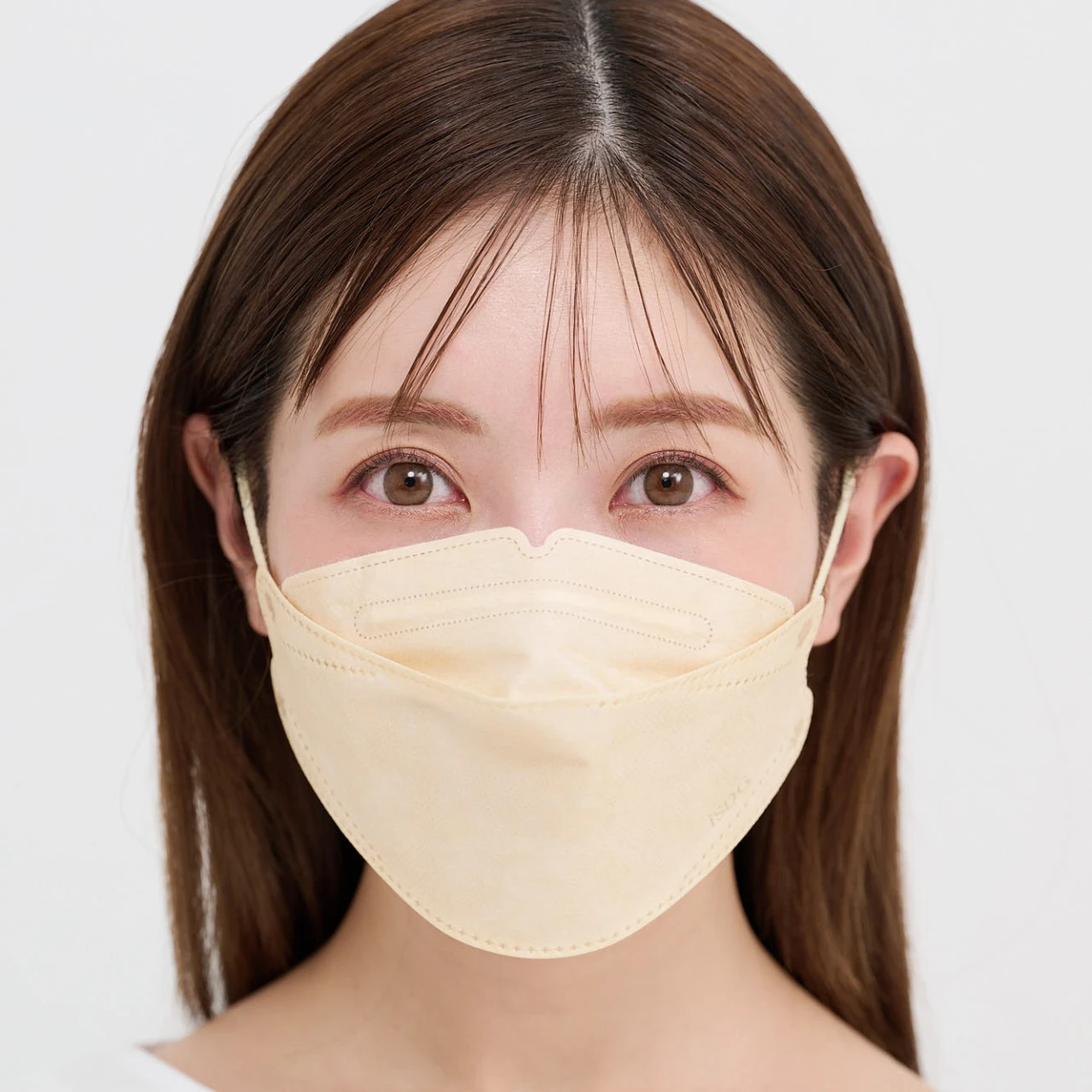 【徹底ルポ】花粉症の季節、マスク顔のときに!美人度アップメイク♡ くみっきー(舟山久美子さん)の美肌メイク講座 アイメイク編