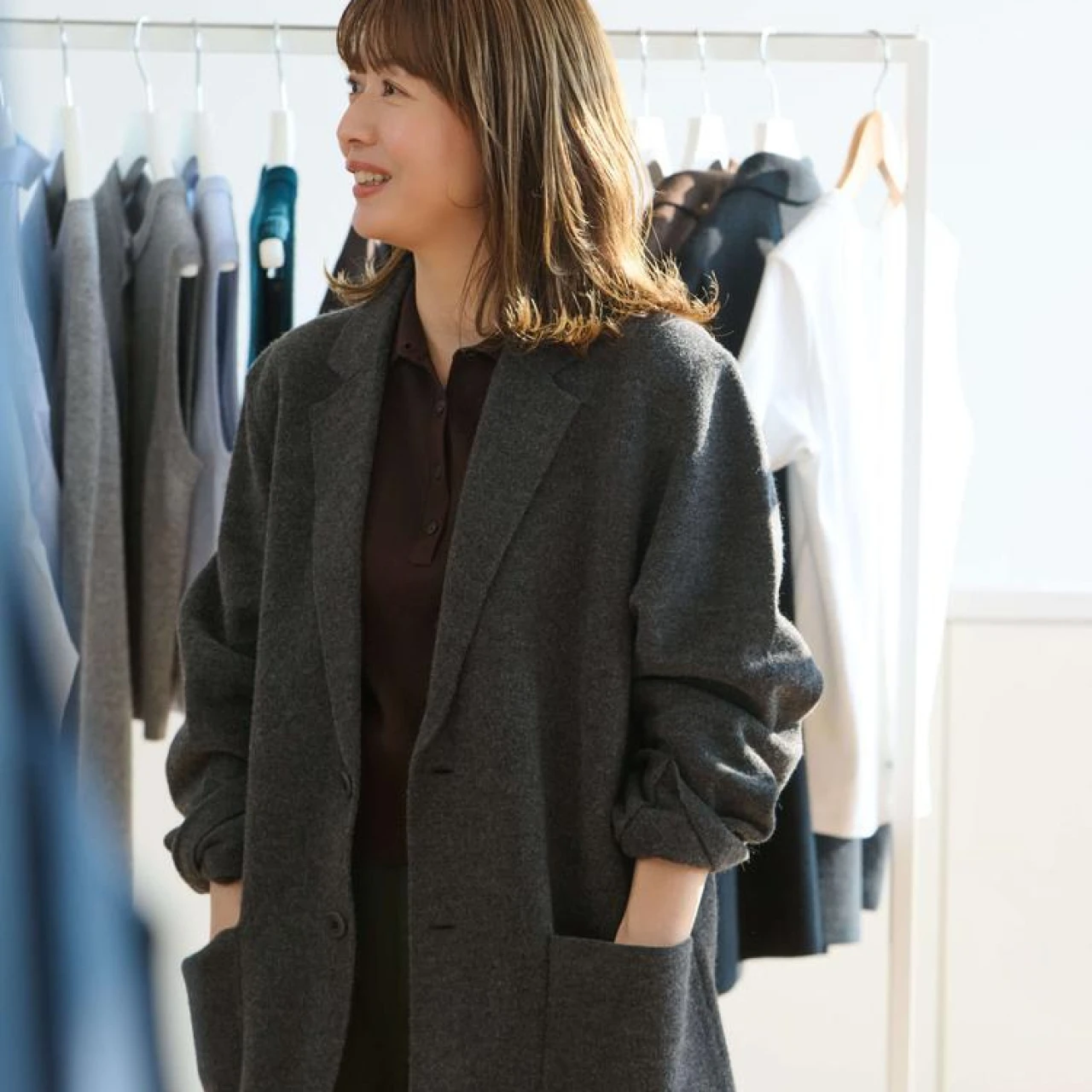 【ユニクロ秋新作】9月5日発売！　話題の「ユニクロ：シー」メンズジャケットで、オンもオフも楽しておしゃれに＜ユニクロの達人、エディター伊藤真知さんが選ぶ「秋のイチ推し」#３＞