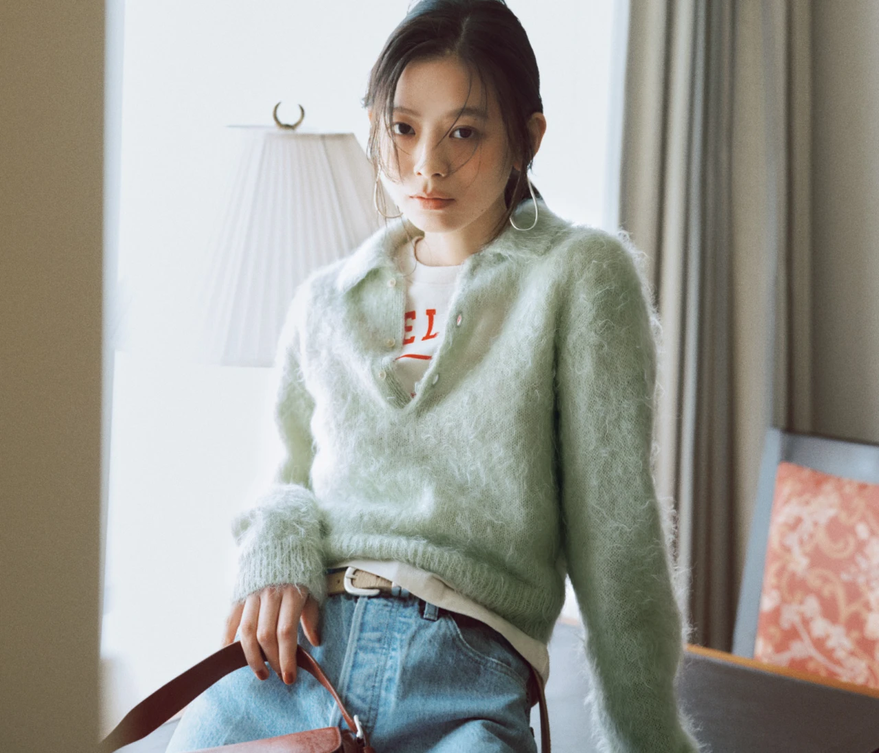 【ポロニットコーデ】秋冬のスタメンニット「ポロニット」だってレイヤードで今っぽく！