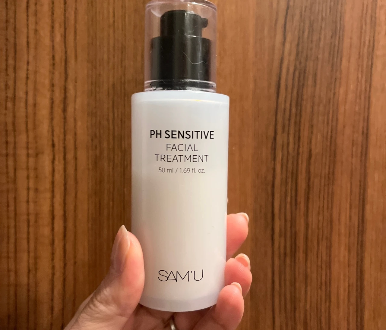 【バイラーズ乾燥対策Q&A】日中の乾燥から守るクリームの後に塗る美容液