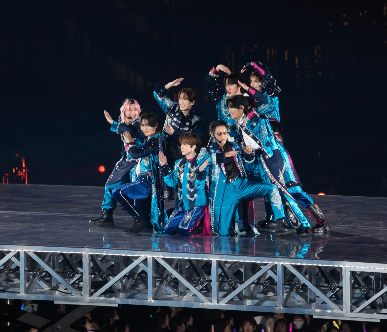 【Snow Man】9人の絆を見せつけた!5大ドームツアーライブレポ!「Snow Man Dome Tour 2025-2026 ON」