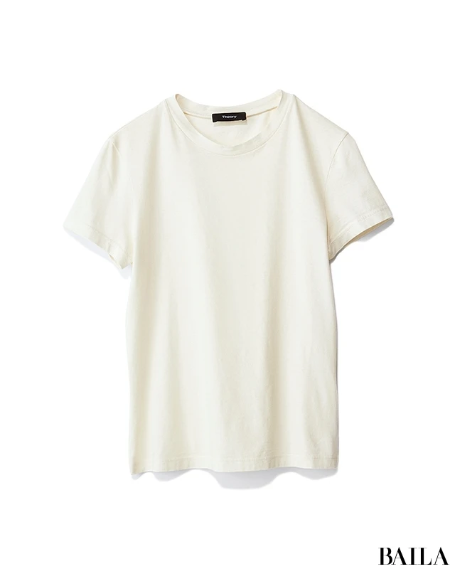 白コンパクトTシャツ