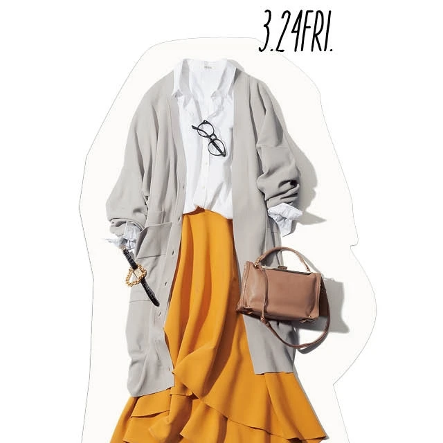 肩の力が抜けた大人スタイルは、イエローを効かせて新鮮に♡