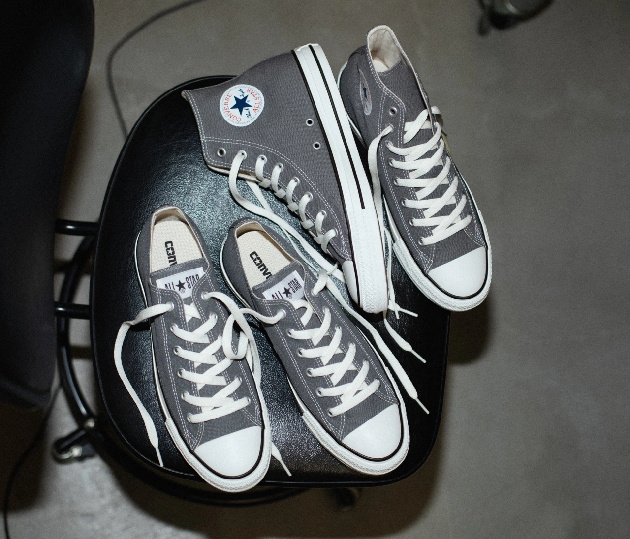 【CONVERSE（コンバース）】リニューアルスペックを搭載した新「ALL STAR」から“チャコール”カラーが登場！