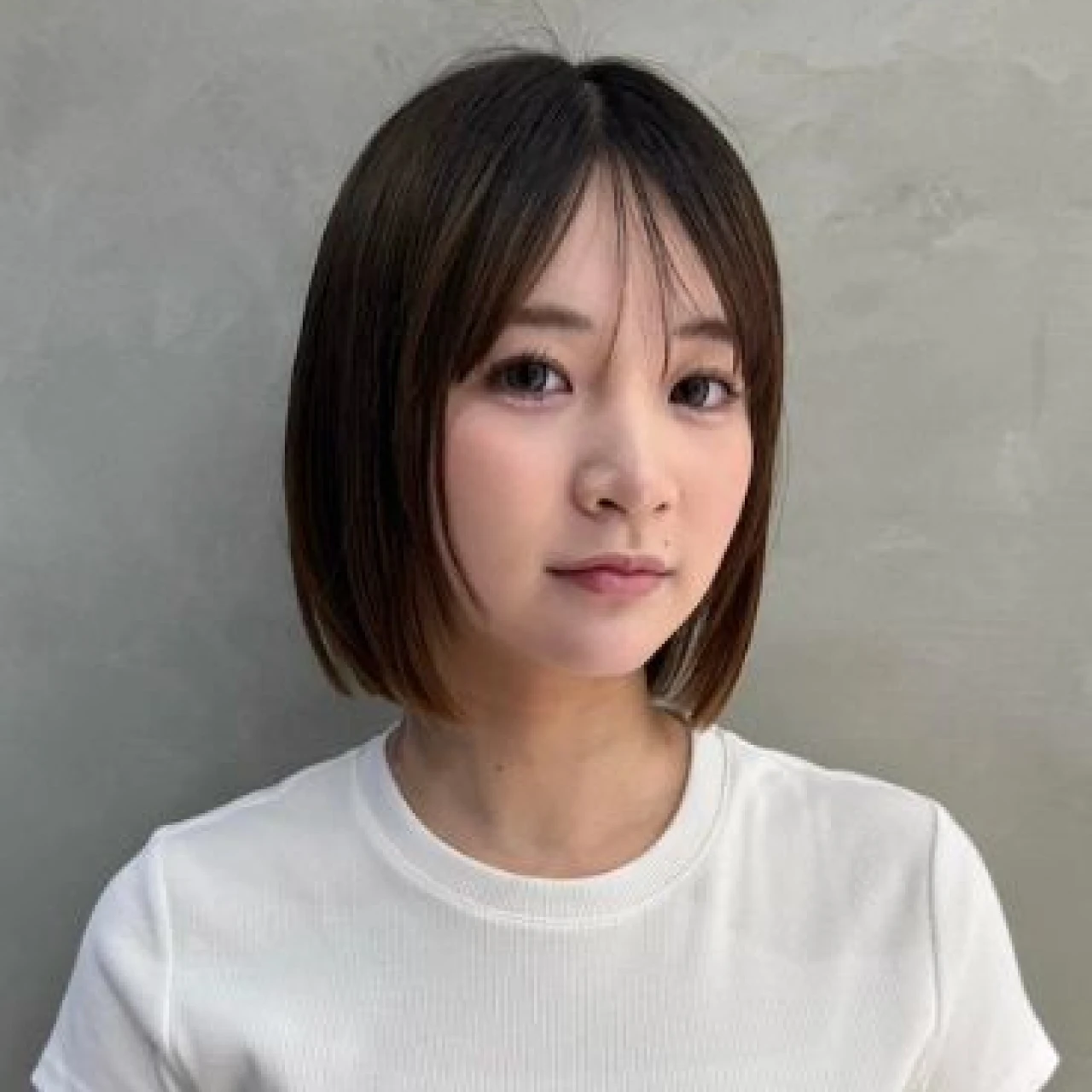 【ショートヘアの涼しげスタイリング】汗で前髪やトップがぺちゃんこになる問題をプロが解決!