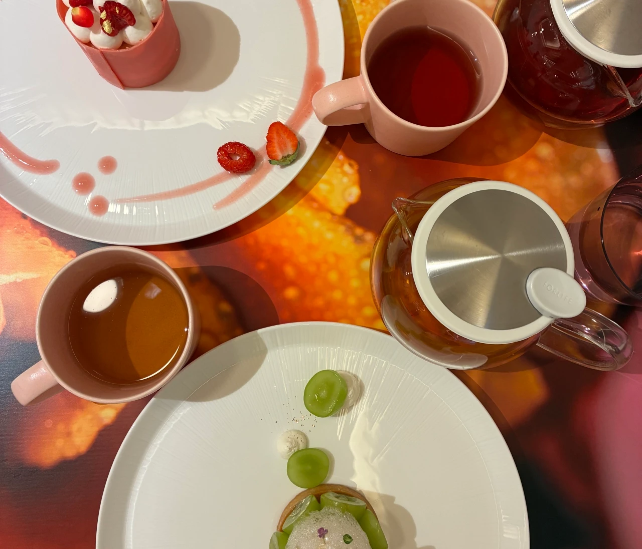 【カフェ難民対策】予約可能❣️Wホテル大阪でケーキセット🍰