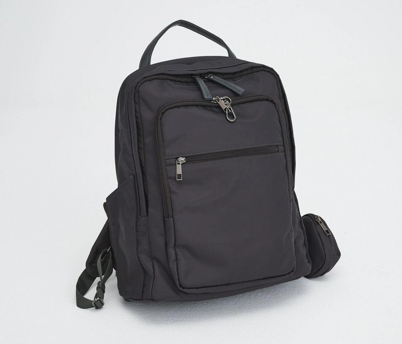 “こんなの欲しかった！”を叶える「スーツスクエア」の高機能リュック【優秀通勤リュック】