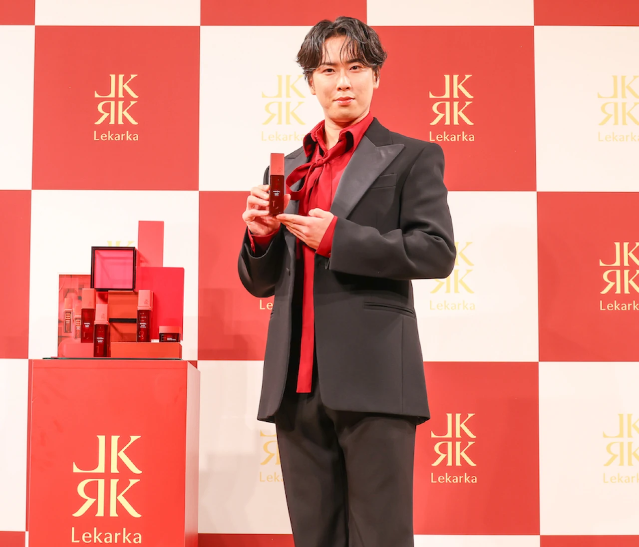 【Lekarka（レカルカ）】宮舘涼太さん（Snow Man）がブランドアンバサダーに就任！ “素”の魅力があふれる新WEB CMに釘付け♡