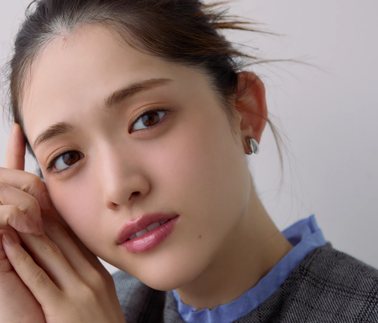 【松村沙友理】『peripera（ペリペラ）』の秋色リップで作る大人のピュアメイク