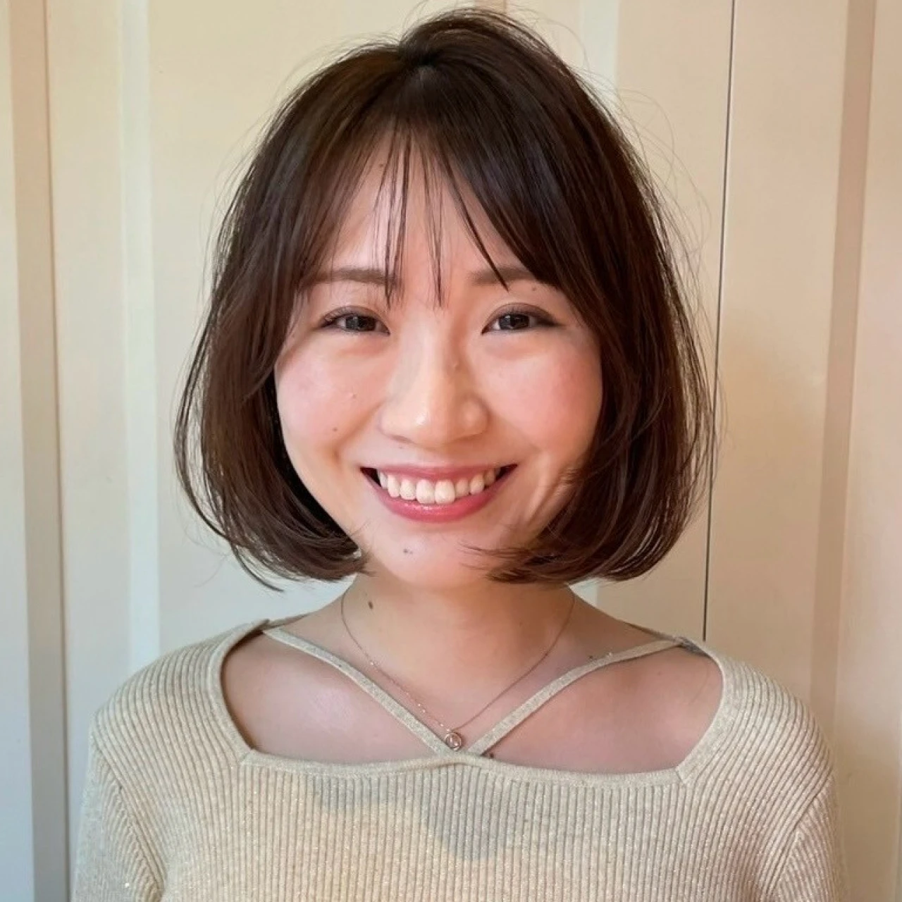 【ボブ・30代～40代大人の髪型】初夏の軽やか好感度へア②モテツヤボブ