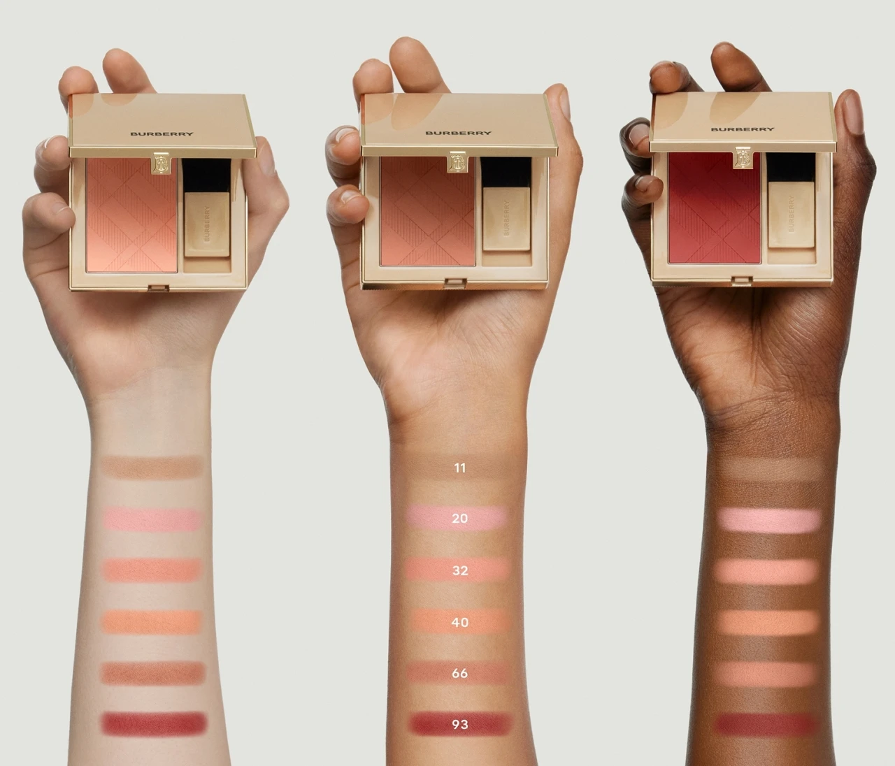 【Burberry Beauty(バーバリー ビューティ)】洗練の秋色を纏う、新ブラッシュ&ブリットシャインの新色