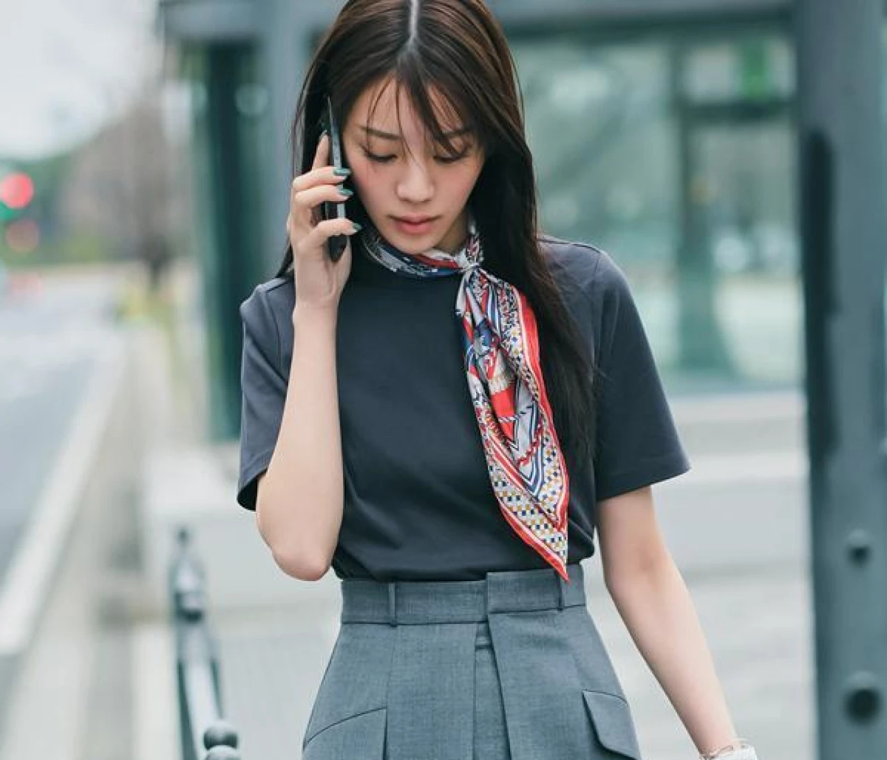 【大人が買うべきTシャツ】2025最旬コーデまとめ（写真）