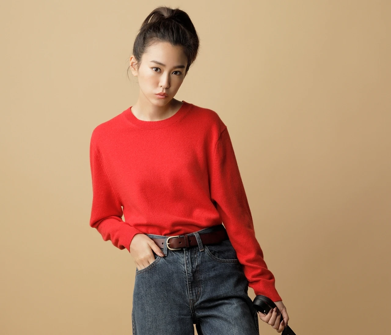 冬こそカラー使いでおしゃれを更新！ 美人見え配色のユニクロニットコーデ７スタイル