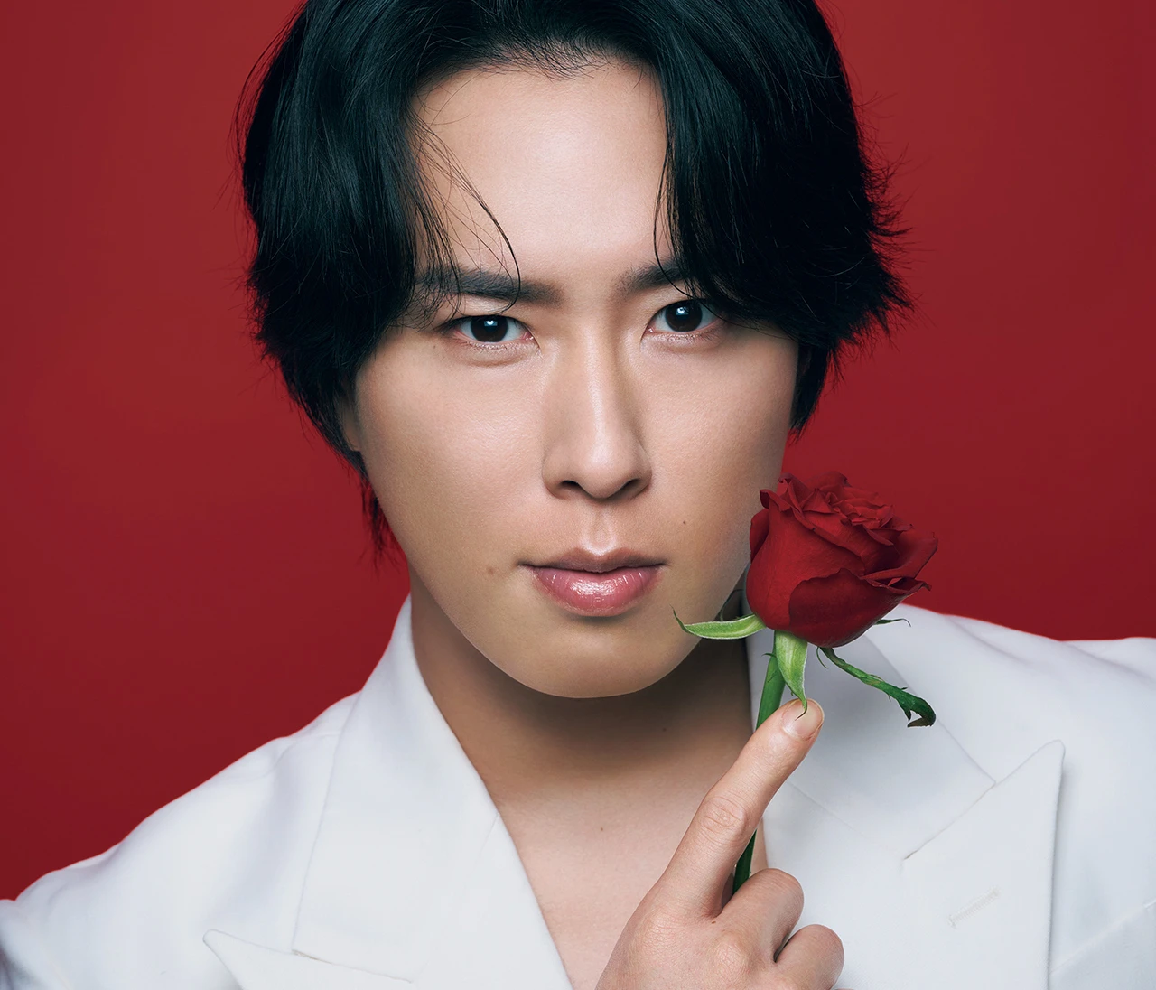 宮舘涼太さん（Snow Man）とレカルカから始まる赤の美