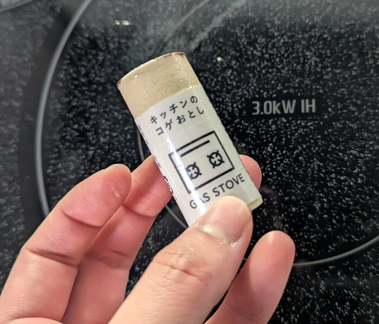 水をつけてこするだけ！試してほしいキッチンお掃除グッズ