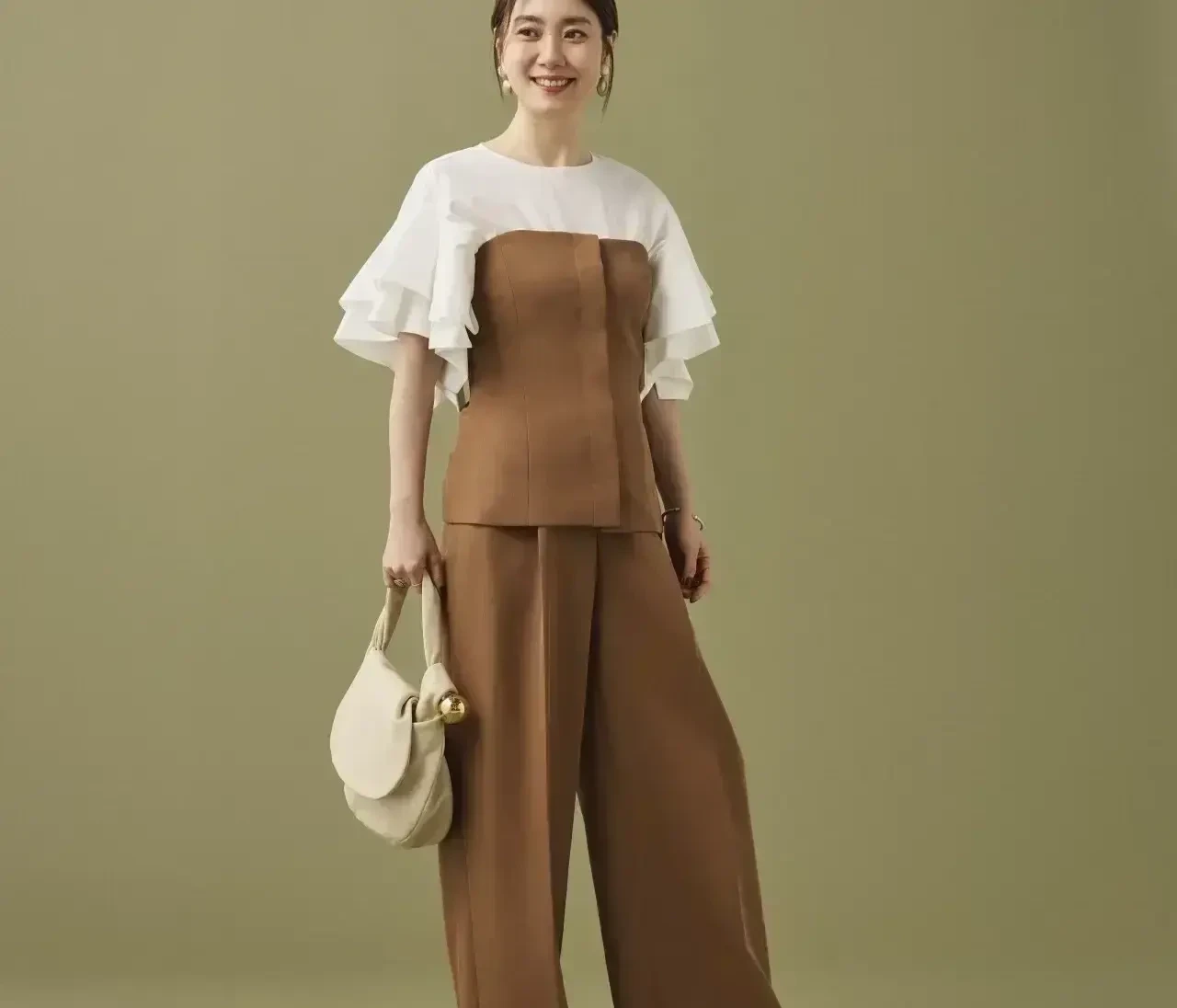  【東原妙子さんコラボ】一枚でも重ねても楽しめるシーズンレスアイテムがHIT！