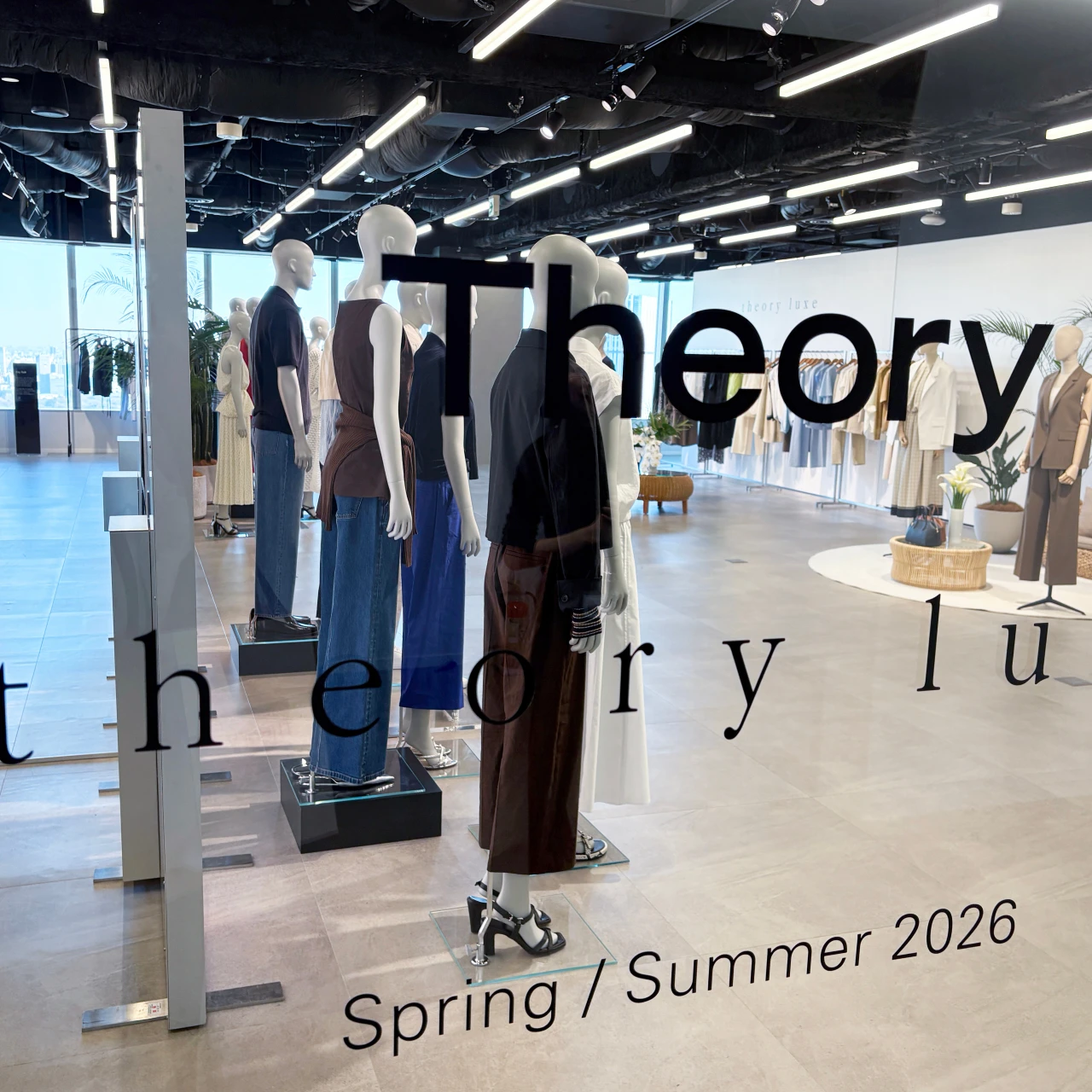 【Theory（セオリー）】2026年春夏展示会レビュー！都会的なデザインの中に使い勝手のよさも加わった、いいとこどりなアイテムが豊作！