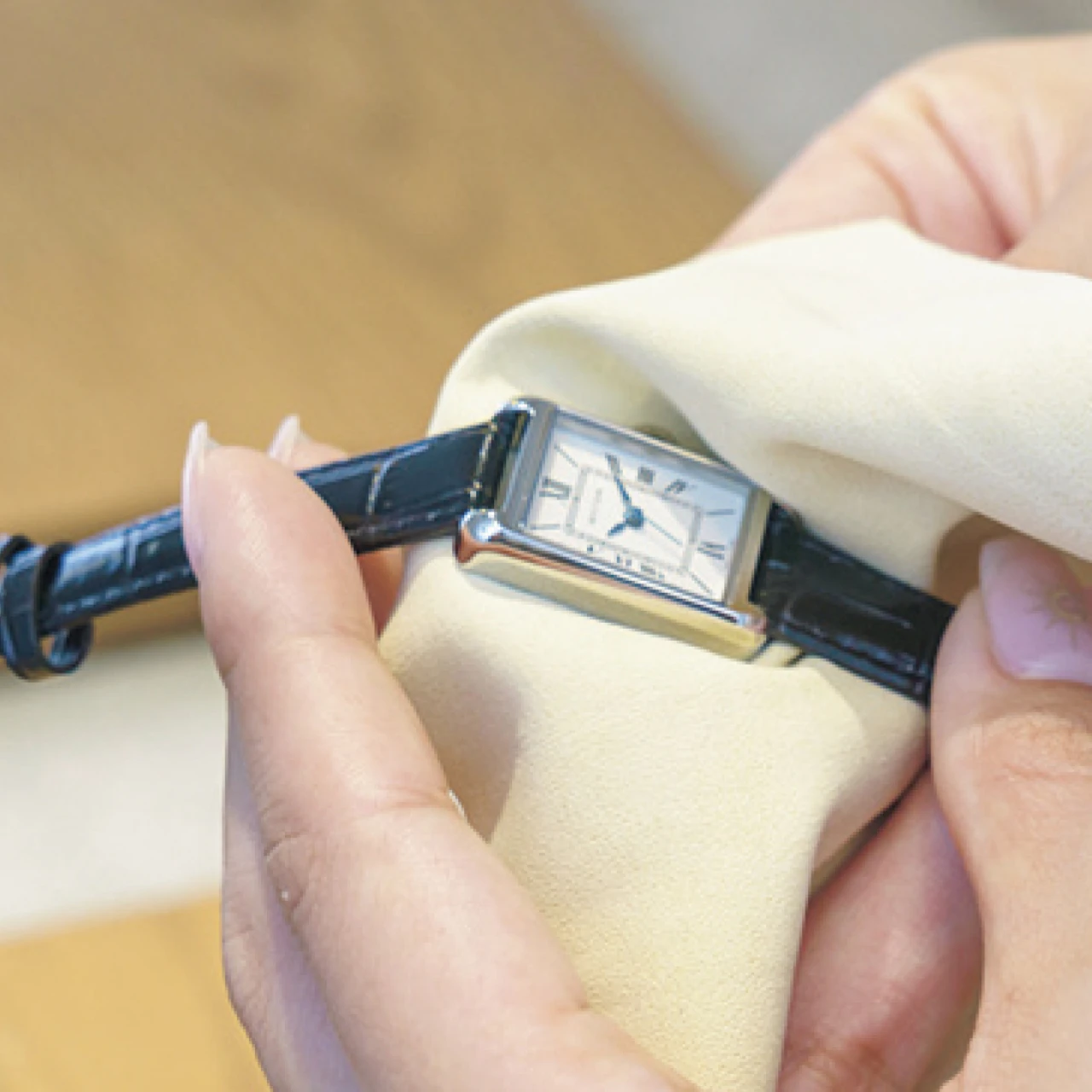 大切な腕時計と長くつきあうために♡ 知っておきたい！時計のお手入れ「基本のキ」